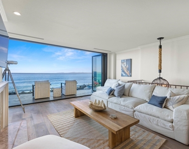 939 Coast Blvd - Photo Thumbnail 1