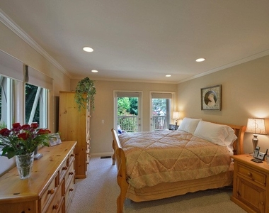 2965 Seabreeze Dr - Photo Thumbnail 11