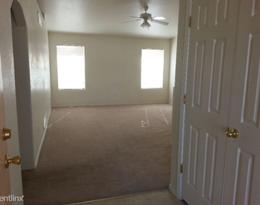 3528 Bobcat Ln. - Photo Thumbnail 2