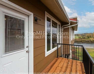 203 W Clackamas Boulevard - Photo Thumbnail 24