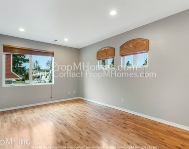 203 W Clackamas Boulevard - Photo Thumbnail 13