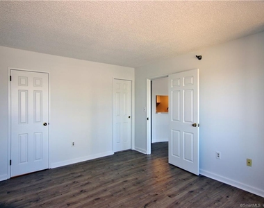 127 Greyrock Place - Photo Thumbnail 12