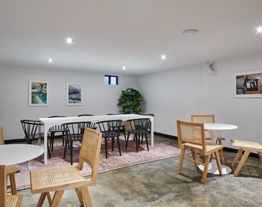 340 Clifton Place - Photo Thumbnail 11