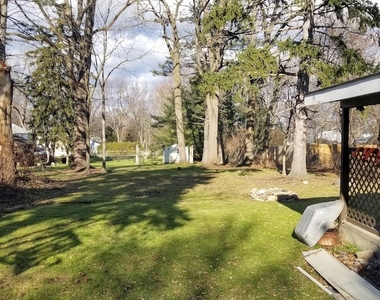 166 Glen Avenue - Photo Thumbnail 3