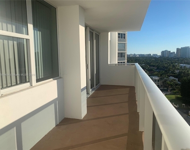 3140 S Ocean Dr - Photo Thumbnail 21