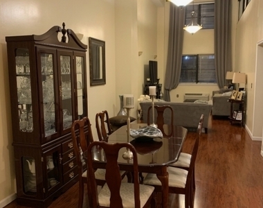 111 Mulberry St  4-r - Photo Thumbnail 2