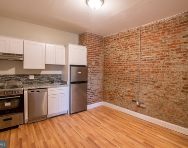 1126 E Passyunk Avenue - Photo Thumbnail 2