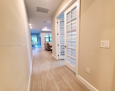 10371 Ventana Ln - Photo Thumbnail 9