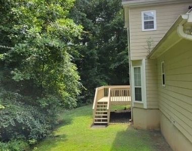 110 Park Forest Dr - Photo Thumbnail 20