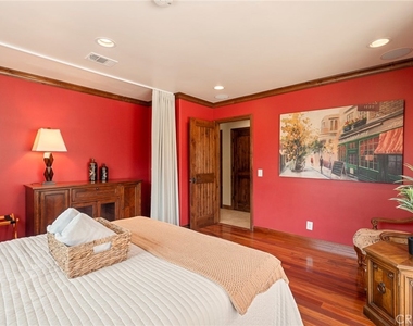 4585 Grand Ave - Photo Thumbnail 8