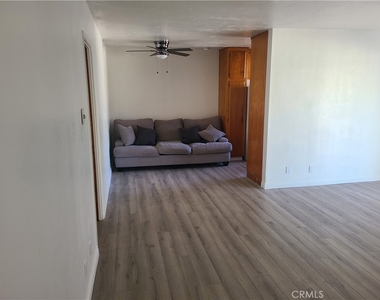 840 Cedar Avenue - Photo Thumbnail 1