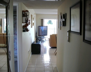 13705 Sw 12th St - Photo Thumbnail 5