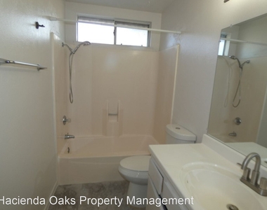 1002 Nita Court - Photo Thumbnail 7