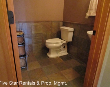 645 Woodland Place #10 - Photo Thumbnail 6