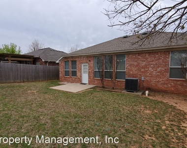 113 Mountain Oaks Drive - Photo Thumbnail 17