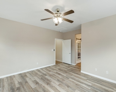 5690 Alfano Avenue - Photo Thumbnail 35