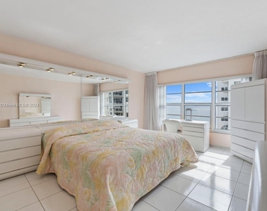 3750 Galt Ocean Dr - Photo Thumbnail 8