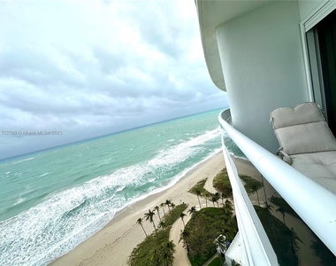 9601 Collins Ave - Photo Thumbnail 0