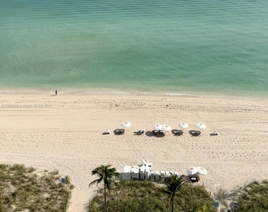 9601 Collins Ave - Photo Thumbnail 8