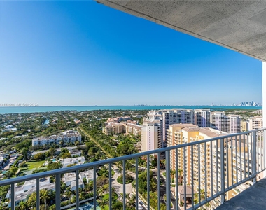 881 Ocean Dr - Photo Thumbnail 48