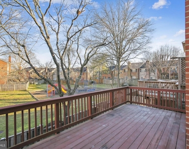 2746 Carter Farm Ct - Photo Thumbnail 16