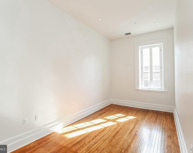 3009 M St Nw #1 - Photo Thumbnail 12