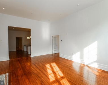 3009 M St Nw #1 - Photo Thumbnail 9