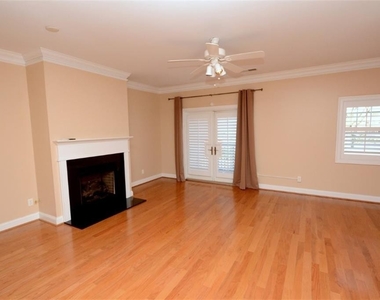 1025 Bolling Avenue - Photo Thumbnail 1