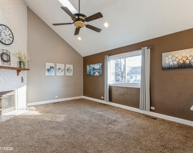 1304 Leawood Court - Photo Thumbnail 9