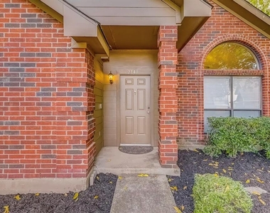 2140 Meadow Way Court - Photo Thumbnail 2