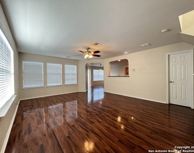 10707 Terrace Plain - Photo Thumbnail 3