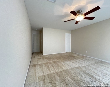 10707 Terrace Plain - Photo Thumbnail 24