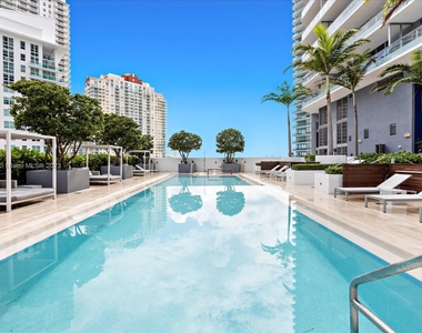 1300 Brickell Bay Dr - Photo Thumbnail 22