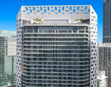 1300 Brickell Bay Dr - Photo Thumbnail 27