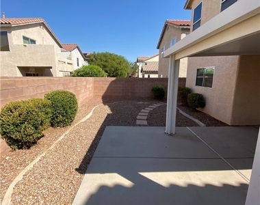 11769 Bella Luna Street - Photo Thumbnail 22