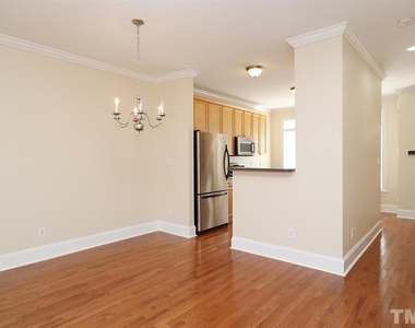 678 Highpark Lane - Photo Thumbnail 11