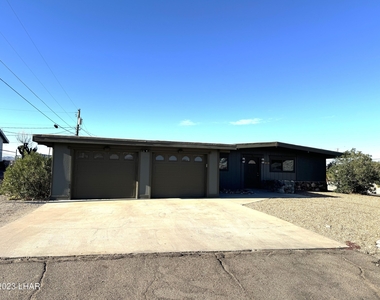 2922 Bonita Ln - Photo Thumbnail 0