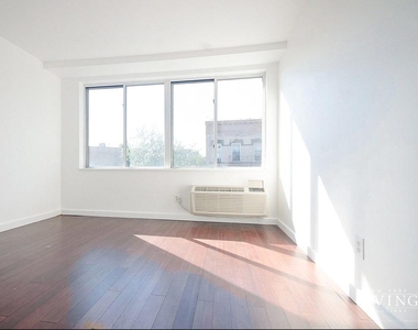 286 Stanhope Street - Photo Thumbnail 1