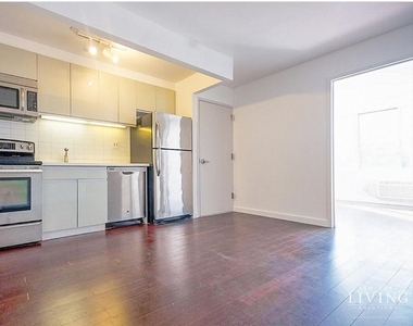 286 Stanhope Street - Photo Thumbnail 7