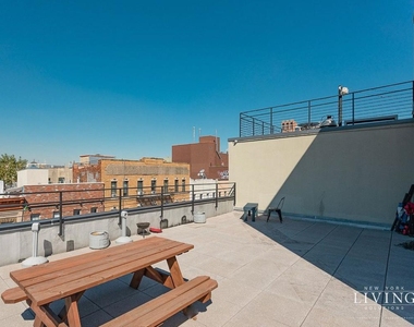 286 Stanhope Street - Photo Thumbnail 11