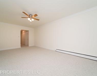 1022-24 W Catalpa Ave - Photo Thumbnail 1