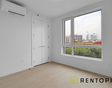 280 Meeker Avenue - Photo Thumbnail 2