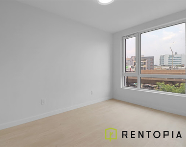 280 Meeker Avenue - Photo Thumbnail 3