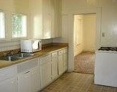 635 Ivy St #1-#3 - Photo Thumbnail 1