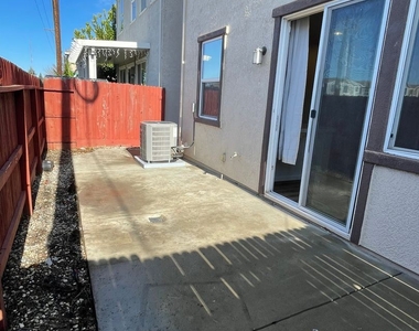 2392 Nucla Way - Photo Thumbnail 15