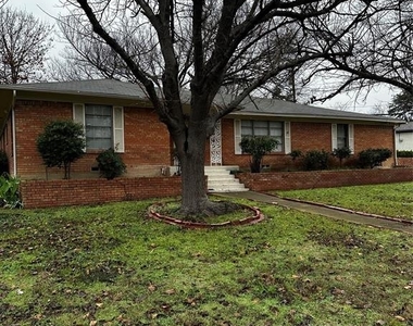 2445 Wildoak Drive - Photo Thumbnail 1