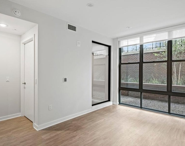 3990 Upton St Nw - Photo Thumbnail 1