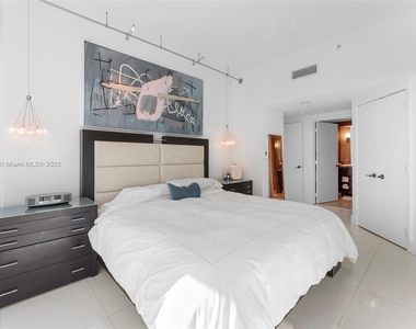 6801 Collins Ave - Photo Thumbnail 29