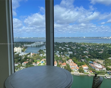 4779 Collins Ave - Photo Thumbnail 6