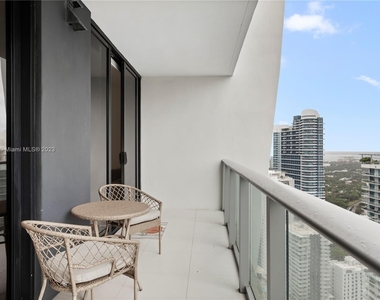 1010 Brickell Ave - Photo Thumbnail 18